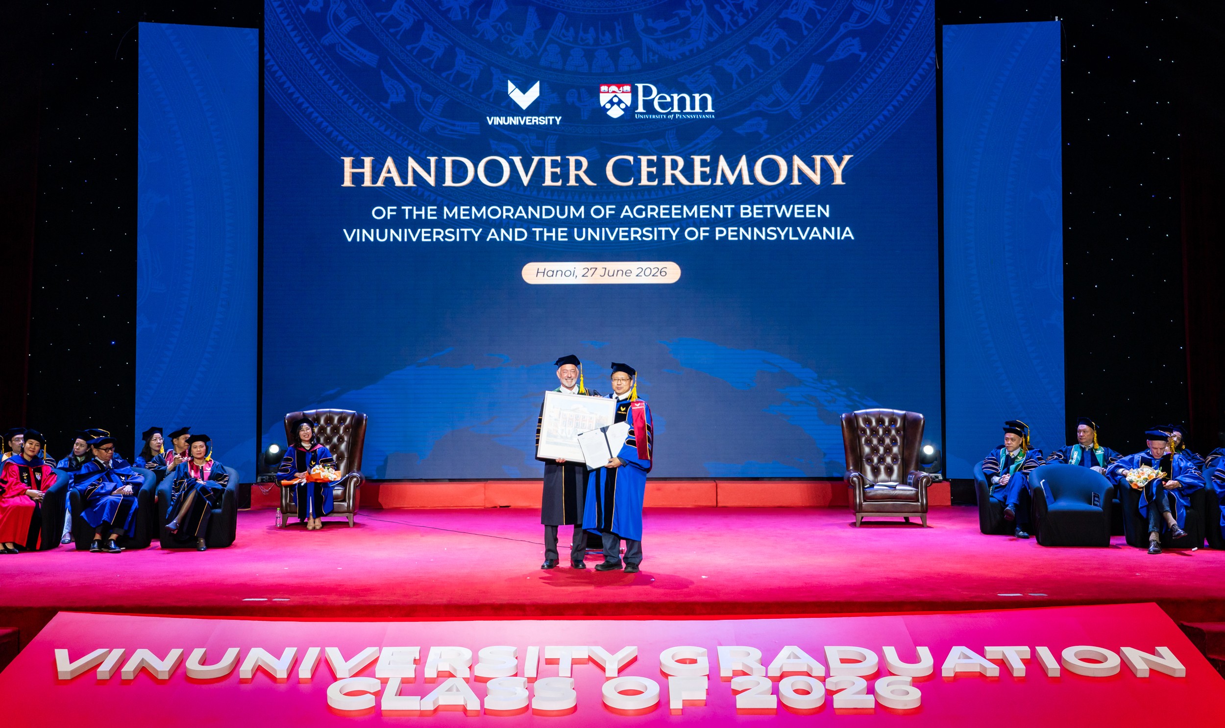 Đại diện tân khoa phát biểu