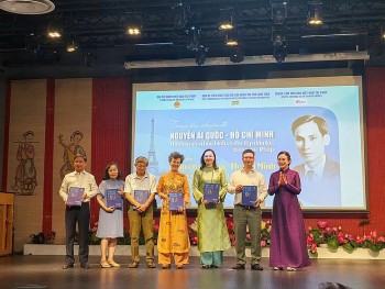 ton vinh di san chu tich ho chi minh tai phap