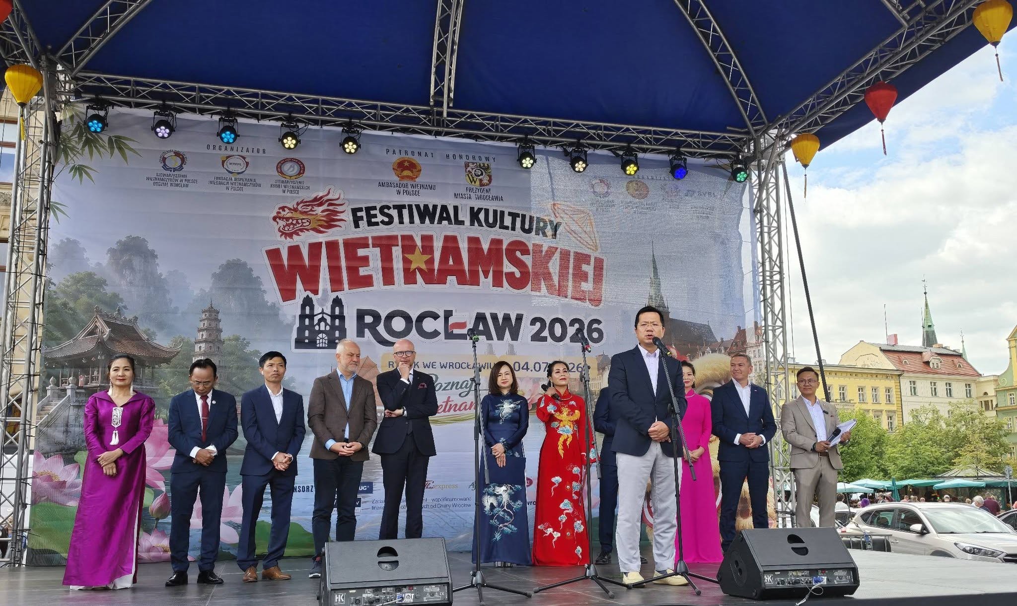 Hàng nghìn người tham dự Lễ hội Văn hóa Việt Nam tại thành phố Wroclaw, Ba Lan Hàng nghìn người tham dự Lễ hội Văn hóa Việt Nam tại thành phố Wroclaw, Ba Lan