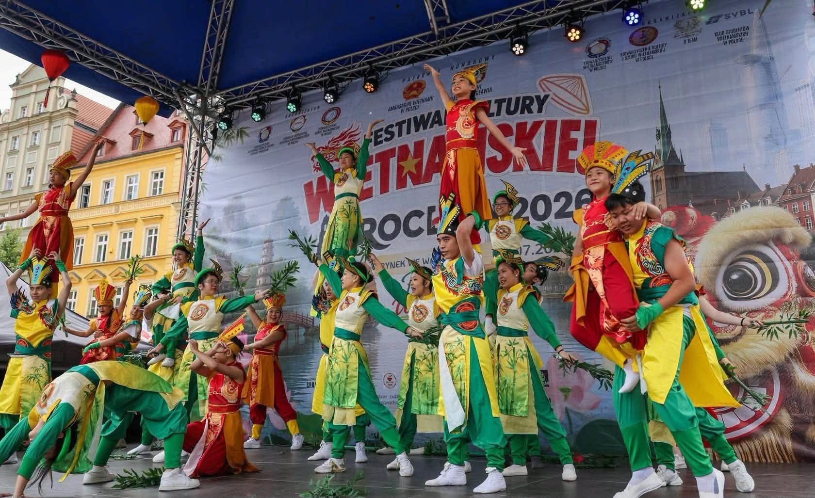 Hàng nghìn người tham dự Lễ hội Văn hóa Việt Nam tại thành phố Wroclaw, Ba Lan Hàng nghìn người tham dự Lễ hội Văn hóa Việt Nam tại thành phố Wroclaw, Ba Lan
