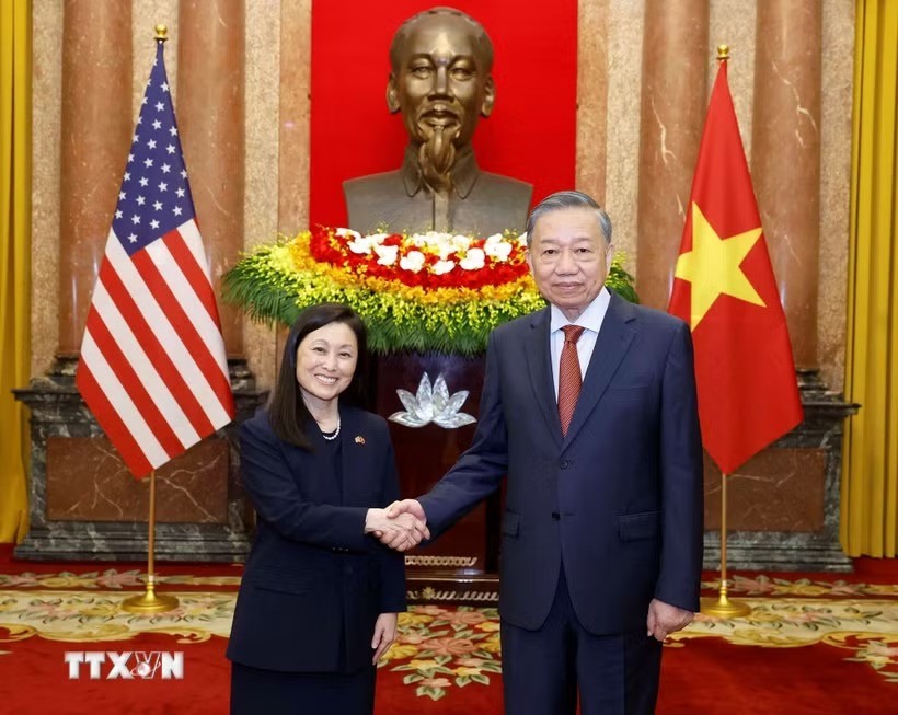 Tổng Bí thư, Chủ tịch nước Tô Lâm tiếp các Đại sứ trình Quốc thư Tổng Bí thư, Chủ tịch nước Tô Lâm tiếp các Đại sứ trình Quốc thư