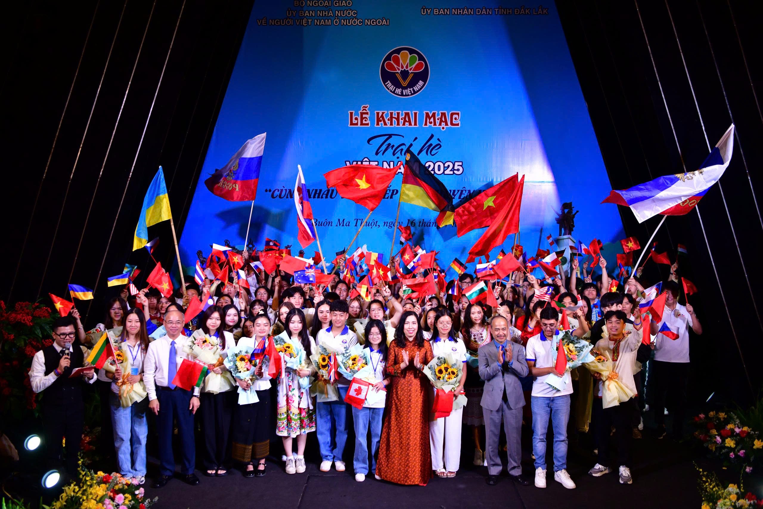 105 kiều bào trẻ tham gia Trại hè Việt Nam 2026 105 kiều bào trẻ tham gia Trại hè Việt Nam 2026
