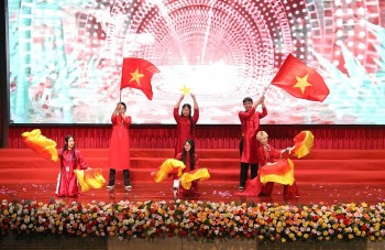 khai mac trai he viet nam 2026 boi dap tinh yeu va niem tu hao voi que huong