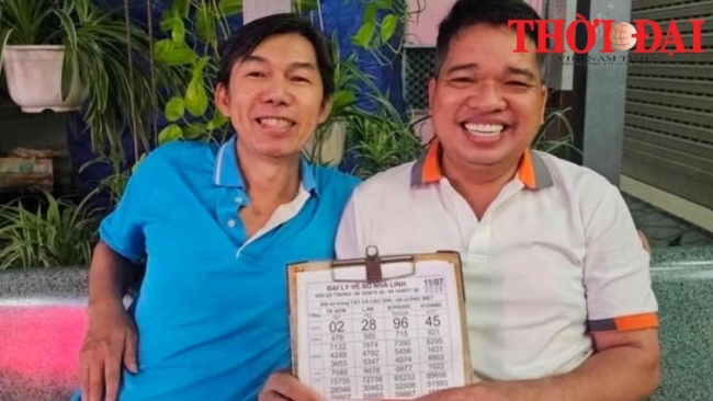 [Video] Người đàn ông trúng số hơn 83 tỷ đồng tiếp tục may mắn lần 5