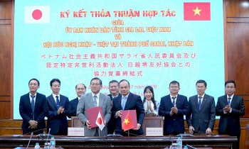 gia lai va hoi huu nghi nhat viet tai sakai ky ket thoa thuan hop tac