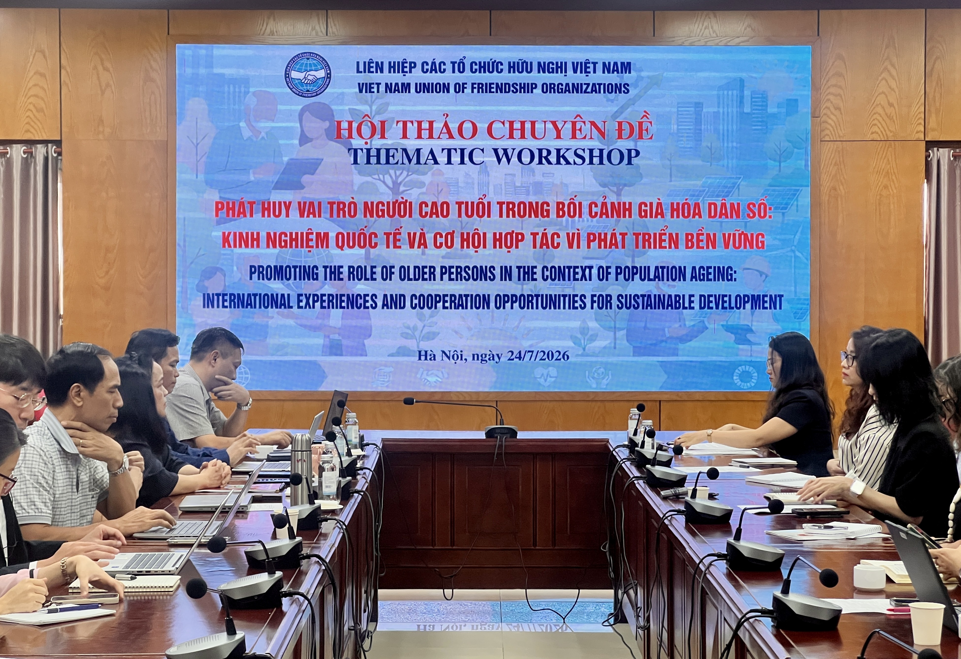 Để người cao tuổi trở thành nguồn lực phát triển