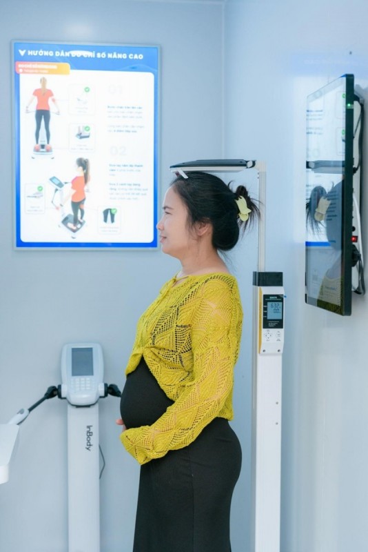 Tiện ích số đến gần hơn với cộng đồng qua Trạm Công dân số đầu tiên ở phố đi bộ Nguyễn Huệ Tiện ích số đến gần hơn với cộng đồng qua Trạm Công dân số đầu tiên ở phố đi bộ Nguyễn Huệ
