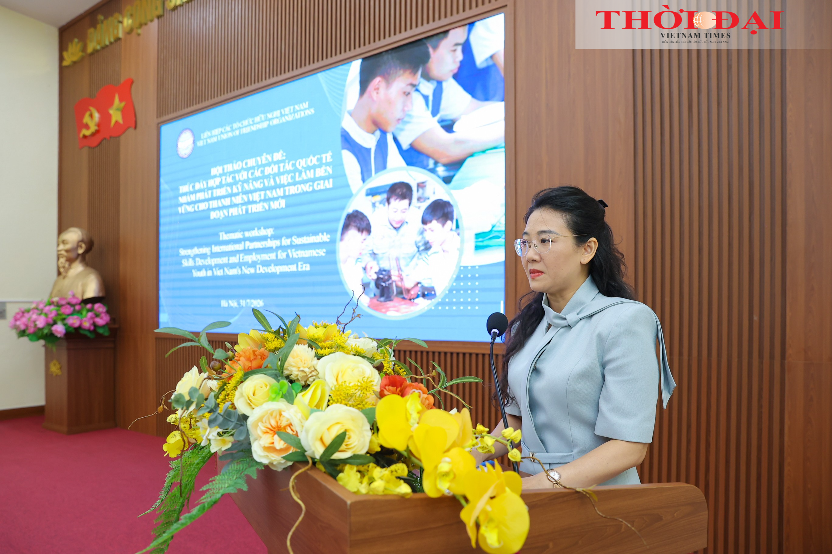 bà Đỗ Thị Kim Dung, Quyền Trưởng ban Điều phối viện trợ nhân dân (PACCOM), Liên hiệp các tổ chức hữu nghị Việt Nam