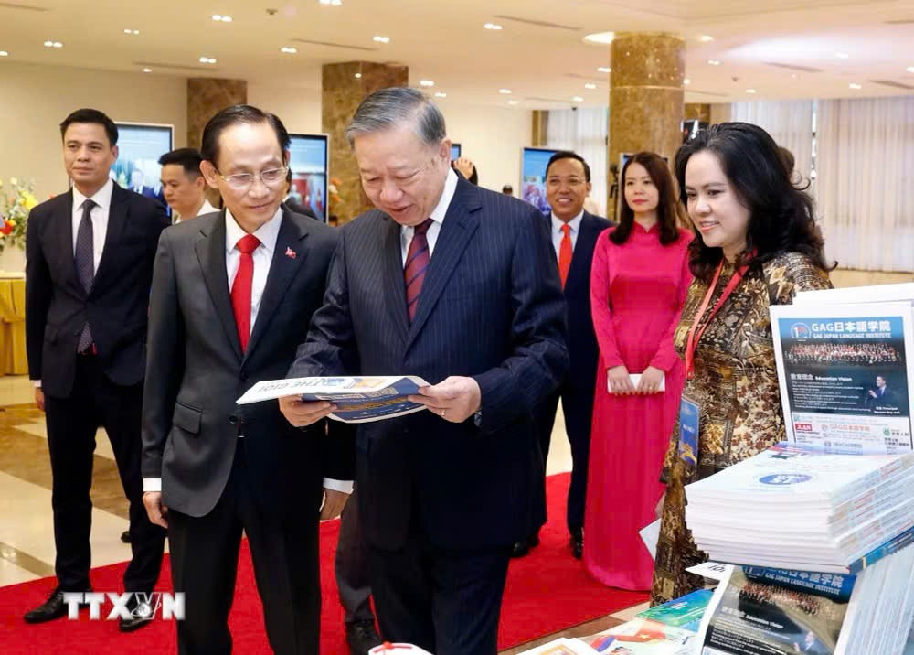 Tổng Bí thư, Chủ tịch nước Tô Lâm dự Phiên khai mạc toàn thể Hội nghị Ngoại giao lần thứ 33