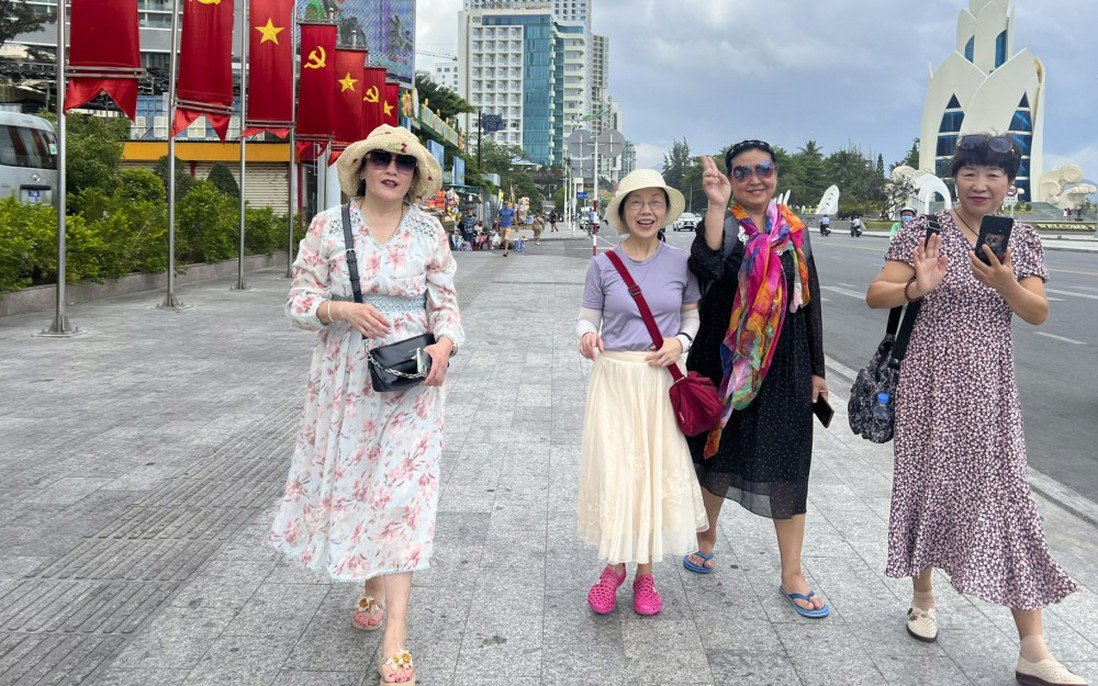 试点对赴庆和省旅游的中国团队游客免签 试点对赴庆和省旅游的中国团队游客免签