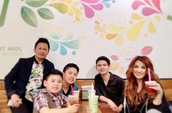 Các con Bằng Kiều rủ mẹ đi ăn chung với bố, Trizzie Phương Trinh đã nói một câu cảm động