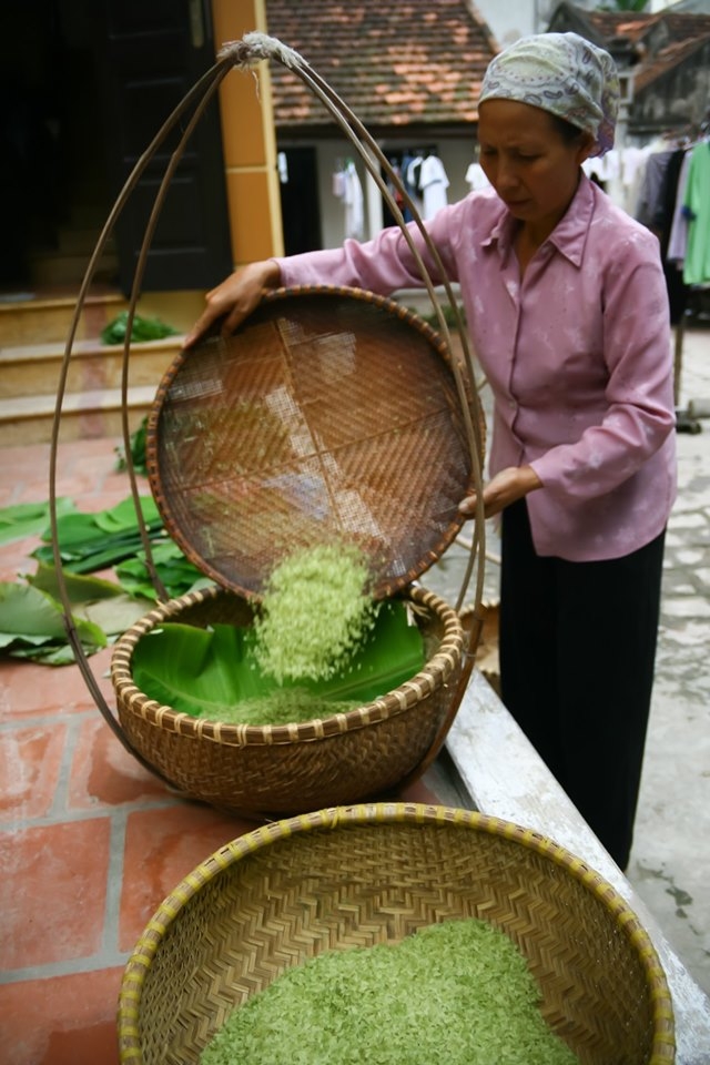 com lang vong tru danh va cau chuyen ve nghe lam com