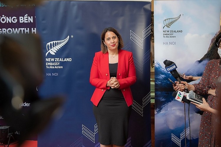 New Zealand mong muốn hỗ trợ phục hồi sau COVID phù hợp định hướng của Việt Nam New Zealand mong muốn hỗ trợ phục hồi sau COVID phù hợp định hướng của Việt Nam