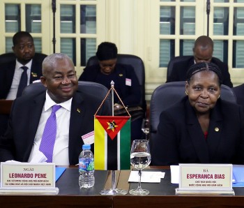 Chủ tịch VUFO tiếp Chủ tịch Quốc hội Mozambique