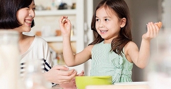Chơi gì với con 1 tuần khi trẻ ở nhà tránh dịch cúm virus corona?