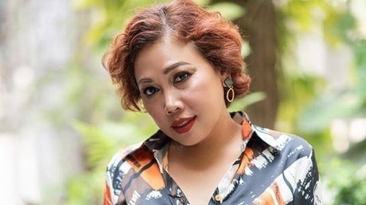 siu black quay ve voi chong cu cam on nhung chu no da dong y cho tra dan