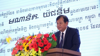 tay ninh hop mat huu nghi thong nhat hop tac voi 5 tinh campuchia