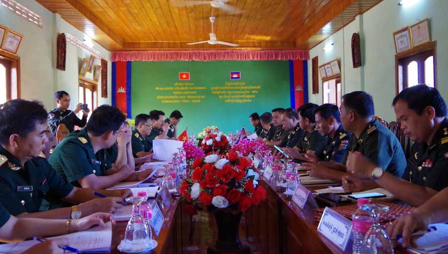 tieu khu quan su tinh ratanakiri campuchia va bo chi huy quan su tinh gia lai quyet tam giu vung trat tu an ninh bien gioi