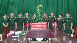 Biên phòng Sơn La tặng 600 giống cây ăn quả cho tỉnh Hua Phan, Lào