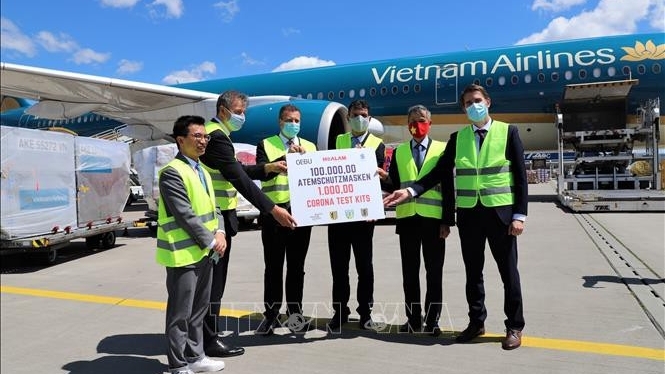 lanh dao thanh pho leipzig duc danh gia cao su ho tro cua doanh nghiep viet nam trong cuoc chien covid 19