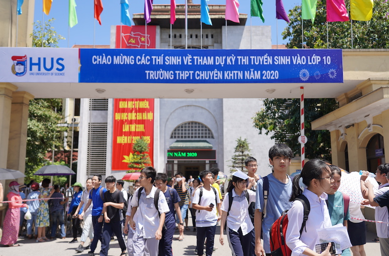 Hơn 2.800 thí sinh thi vào THPT chuyên Khoa học Tự nhiên