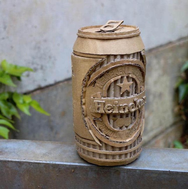 Nữ nghệ sỹ Nhật Bản biến bìa carton thành tác phẩm nghệ Nữ nghệ sỹ Nhật Bản biến bìa carton thành tác phẩm nghệ