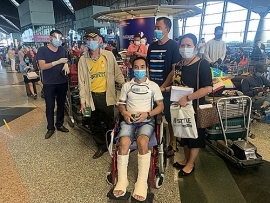 Máy bay đưa hơn 300 công dân Việt Nam từ Malaysia đã hạ cánh an toàn
