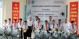 CNCF trao 50 xe đạp cho trẻ em nghèo tỉnh Hậu Giang