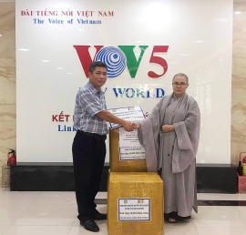 Hội Phật tử Việt Nam tại Hàn Quốc ủng hộ 10.000 khẩu trang giúp Hoa Kỳ chống dịch