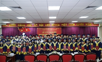Đại học Y Dược tỉnh Thái Bình trao bằng tốt nghiệp cho 48 tân bác sỹ y khoa Lào, Campuchia