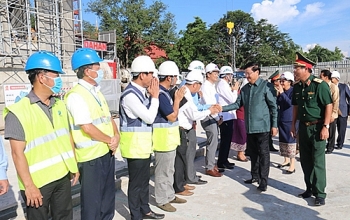 Nhà Quốc hội Lào mới  - món quà Việt Nam tặng Lào đã hoàn thiện kết cấu và xây thô