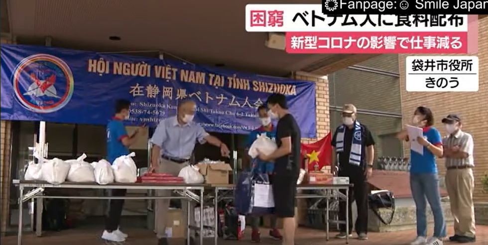 Hội người Việt Nam tại Shizuoka (Nhật Bản) trao quà cho 70 công dân Việt