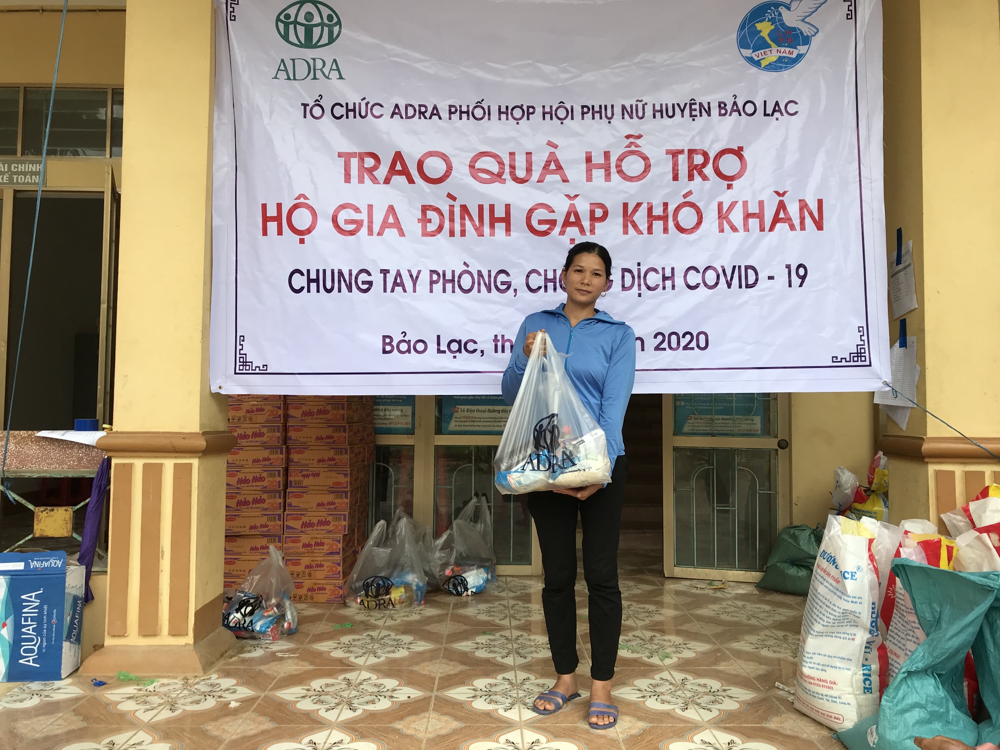 mon qua la dong luc giup nguoi dan bao lac cao bang khac phuc kho khan do covid 19 anh adra