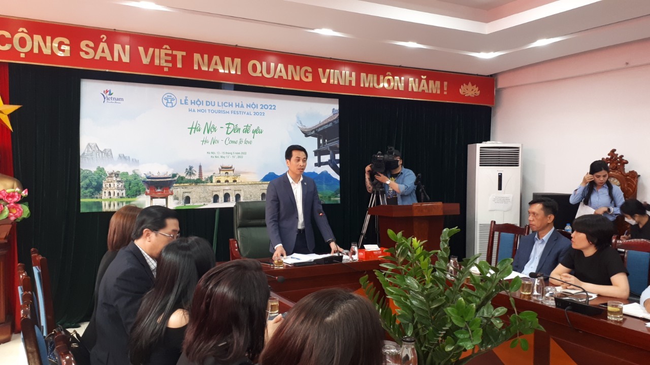 Ông Nguyễn Ánh Dương, Giám đốc Trung tâm HPA giới thiệu về lễ hội du lịch Hà Nội 2022 (Ảnh: Baotintuc) 