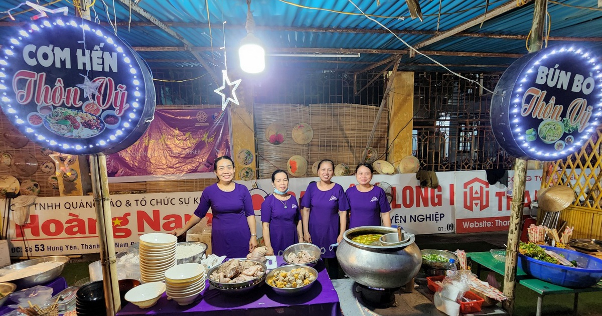 Nghệ nhân Huế đem thương nhớ ẩm thực cố đô vào sân Thiên Trường