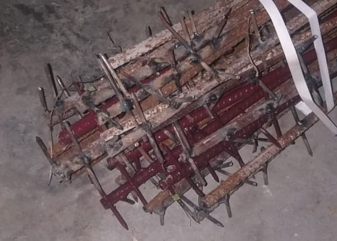 Sự thật gậy sắt gắn đinh lính Trung Quốc dùng tấn công binh lính ...