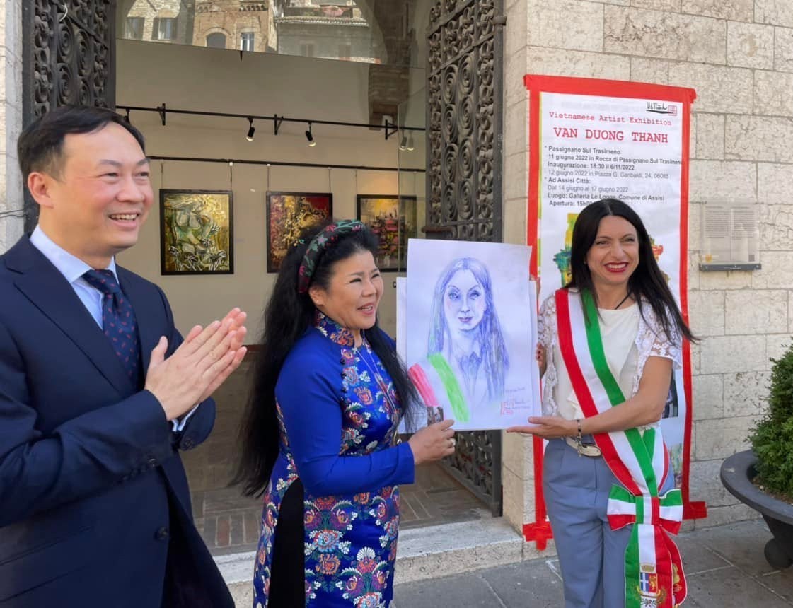 "Đại sứ văn hóa" Văn Dương Thành: Kết nối trái tim nhân dân Việt Nam - Italia