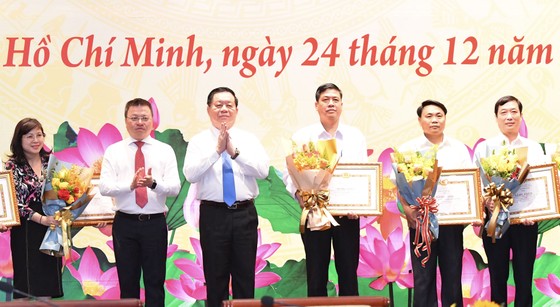 Trưởng Ban Tuyên giáo Trung ương Nguyễn Trọng Nghĩa: Đảm bảo phương châm “chủ động, tích cực, đồng bộ, hiệu quả” trong tuyên truyền ảnh 7