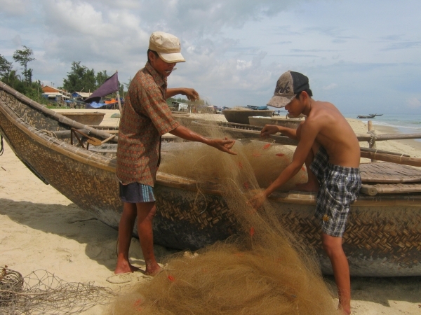 nhieu ngu dan nghia an don tet ngoai khoi xa