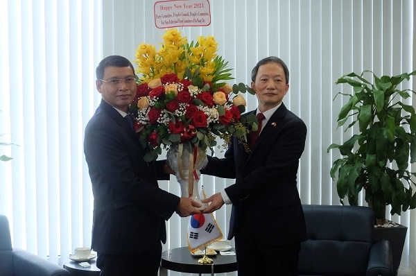 Lãnh đạo TP Đà Nẵng thăm và chúc Tết Tổng Lãnh sự Trung Quốc và Hàn Quốc