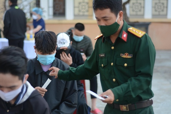 Đà Nẵng: Hơn 1000 thanh niên chuẩn bị nhập ngũ được xét nghiệm SARS-CoV-2