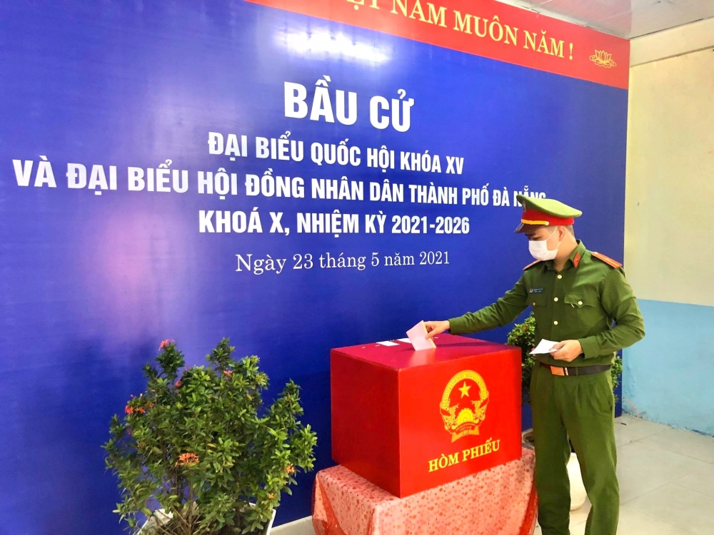 Đà Nẵng rộn ràng ngày bầu cử