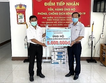 Hội Hữu nghị Việt Nam - Campuchia quận Hải Châu (Đà Nẵng) ủng hộ phòng, chống dịch COVID-19