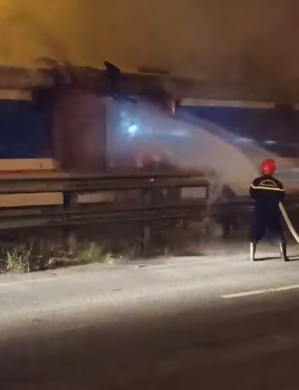Tàu hỏa bốc cháy khi đã đến gần ga Đà Nẵng