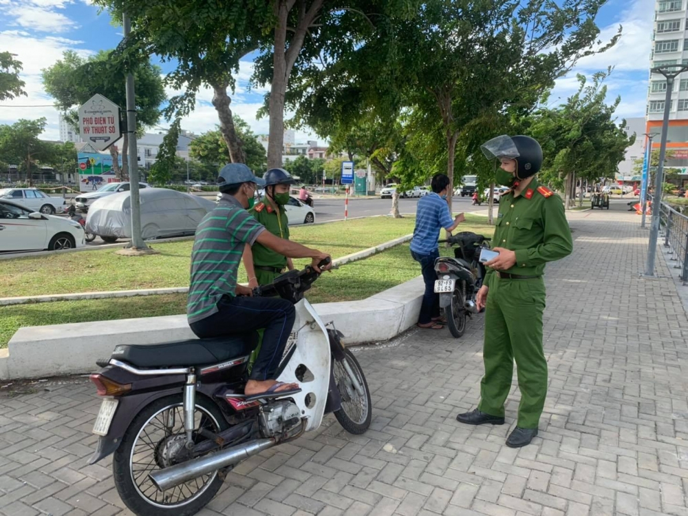 Đà Nẵng sẽ không máy móc trong việc kiểm tra, xử lý vi phạm chống dịch