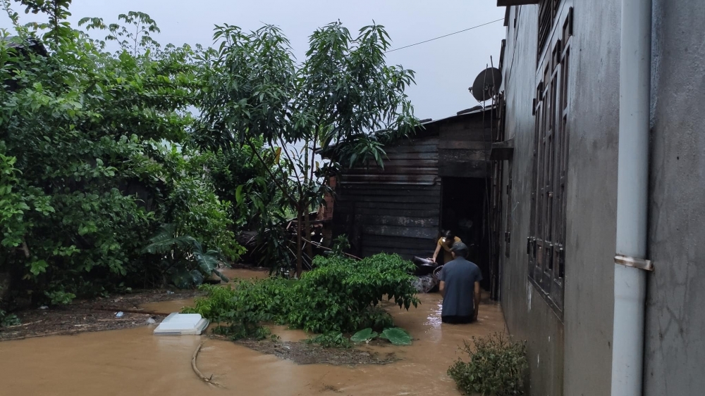 Quảng Nam, Đà Nẵng cảnh báo khẩn di dân khỏi vùng nguy hiểm