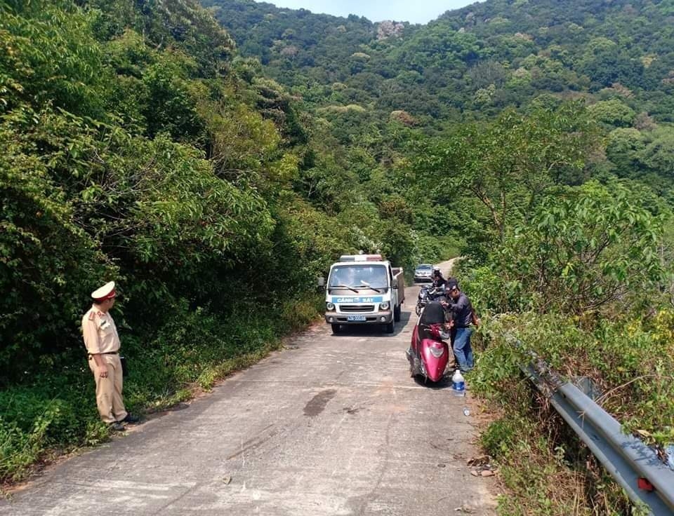 da nang len ban dao son tra ngam canh phai duoc cap the