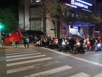 mung viet nam vo dich sea games dan da nang di bao van minh