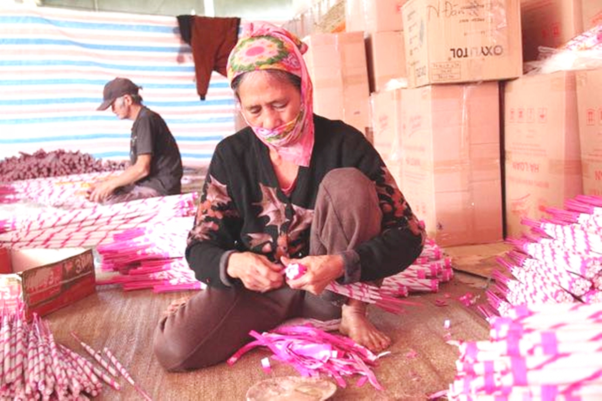 lang huong truyen thong xu quang tat bat vao vu tet