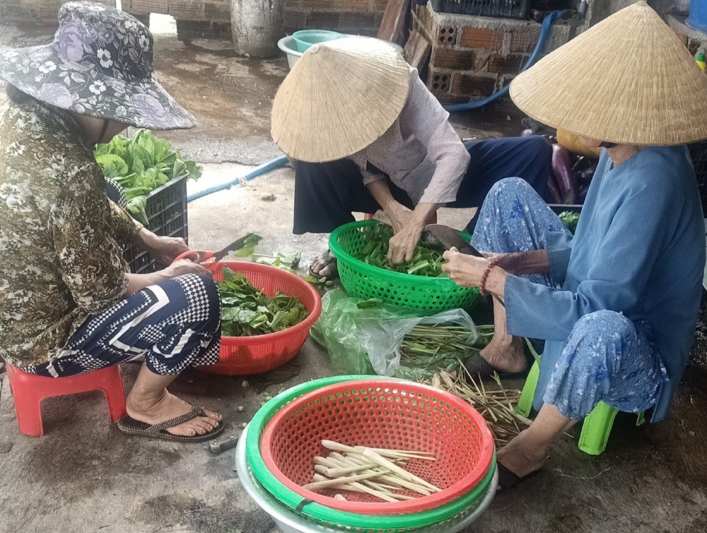 Quán cơm chay 5.000 đồng giúp hàng trăm người nghèo no bụng mỗi ngày ở Đà Nẵng